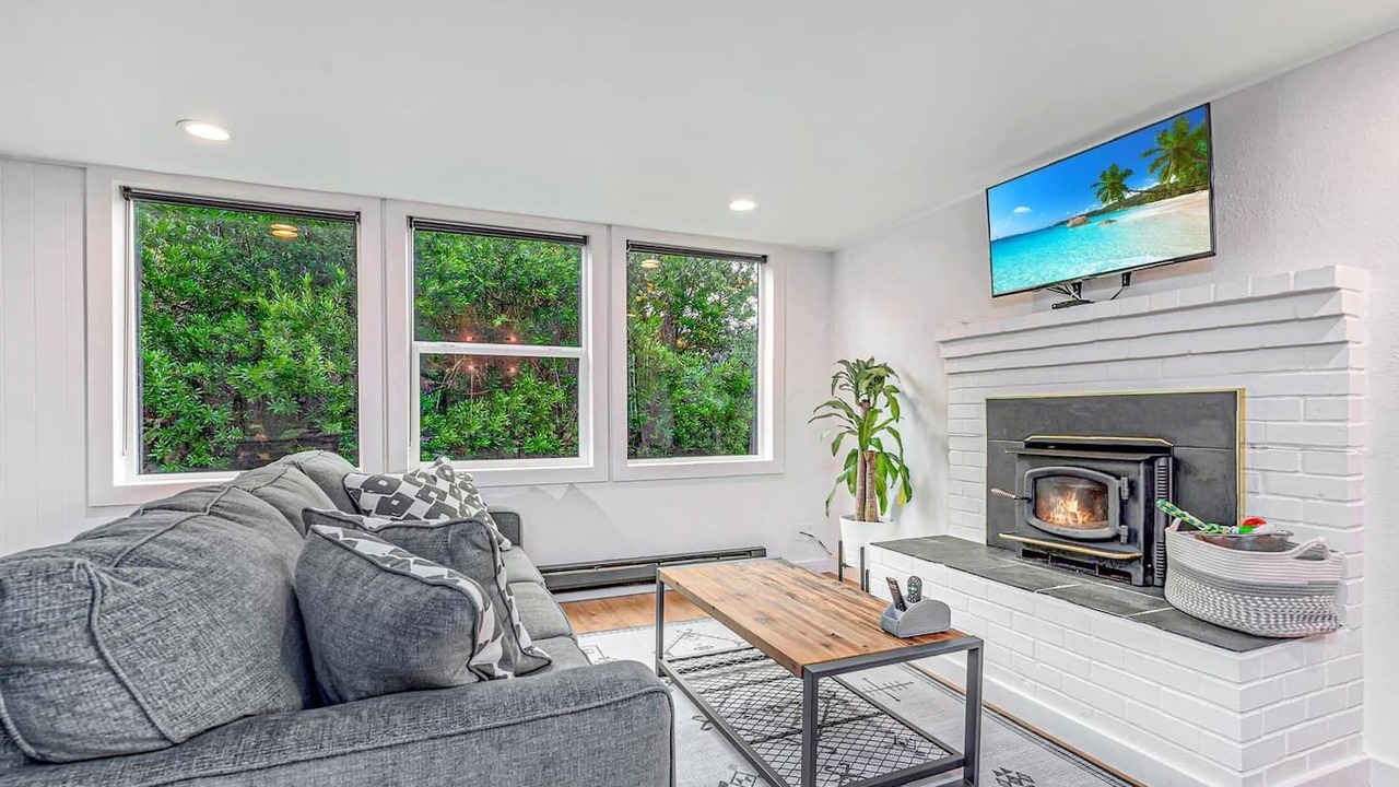 Photo of Livingroom in Ocean Shores
