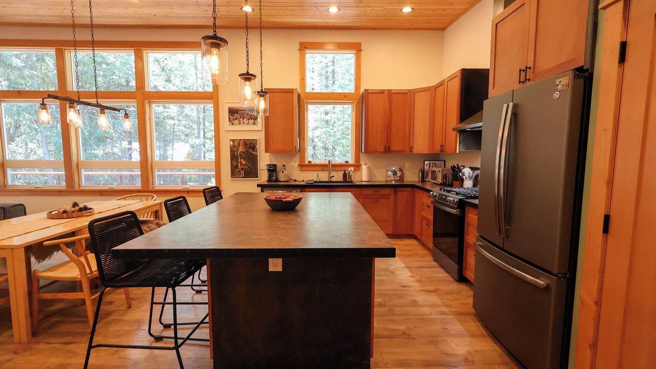 Photo of Kitchen in Mazama