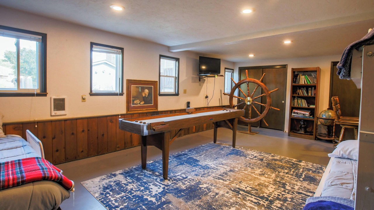 Photo of Bedroom in Freeland