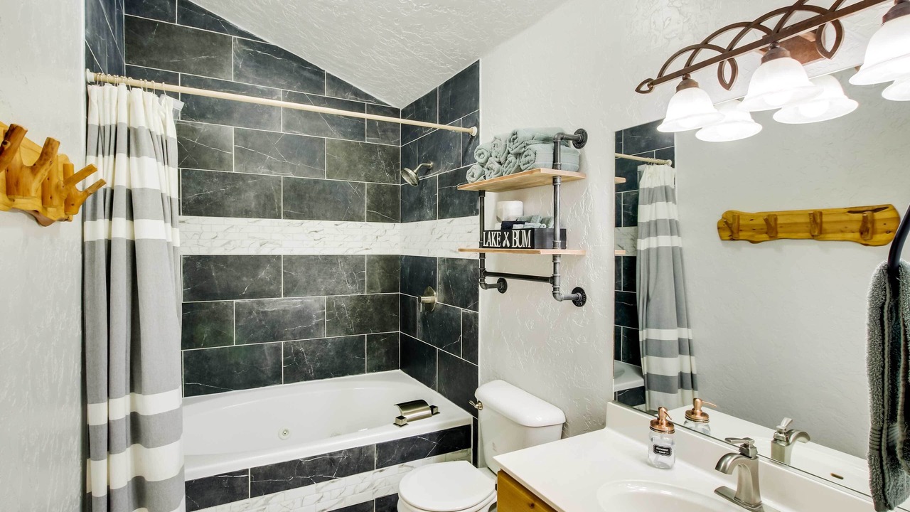 Photo of Bathroom in Fish Haven