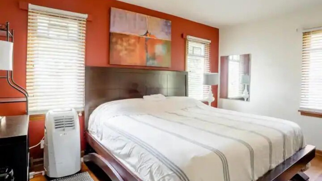 Photo of Bedroom in Mount Baker