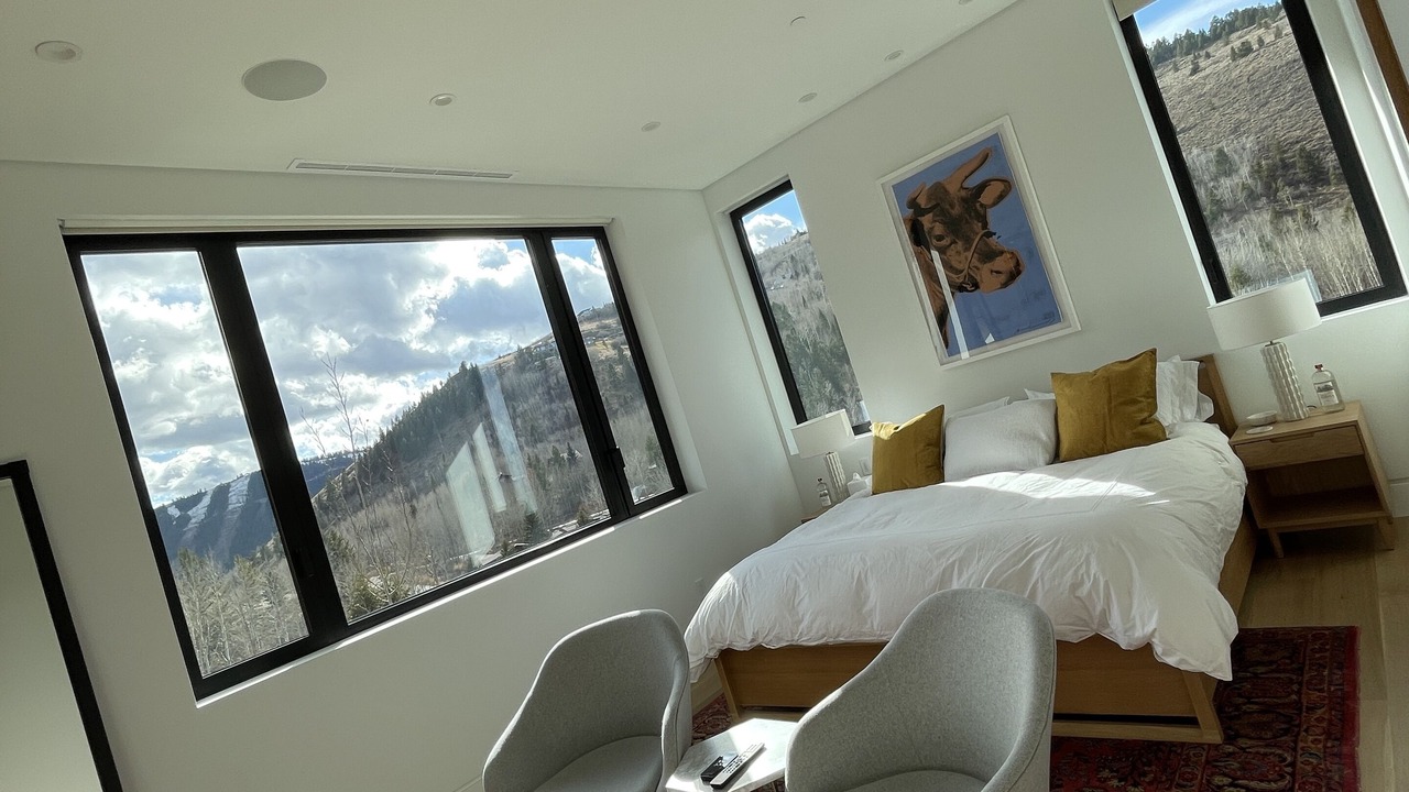 Photo of Bedroom in Jackson