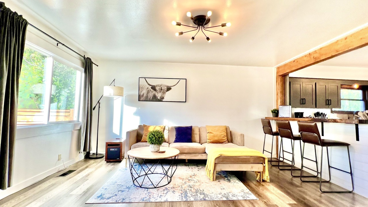 Photo of Livingroom in Riverview