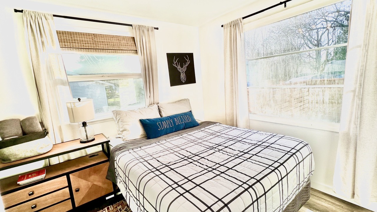 Photo of Bedroom in Riverview