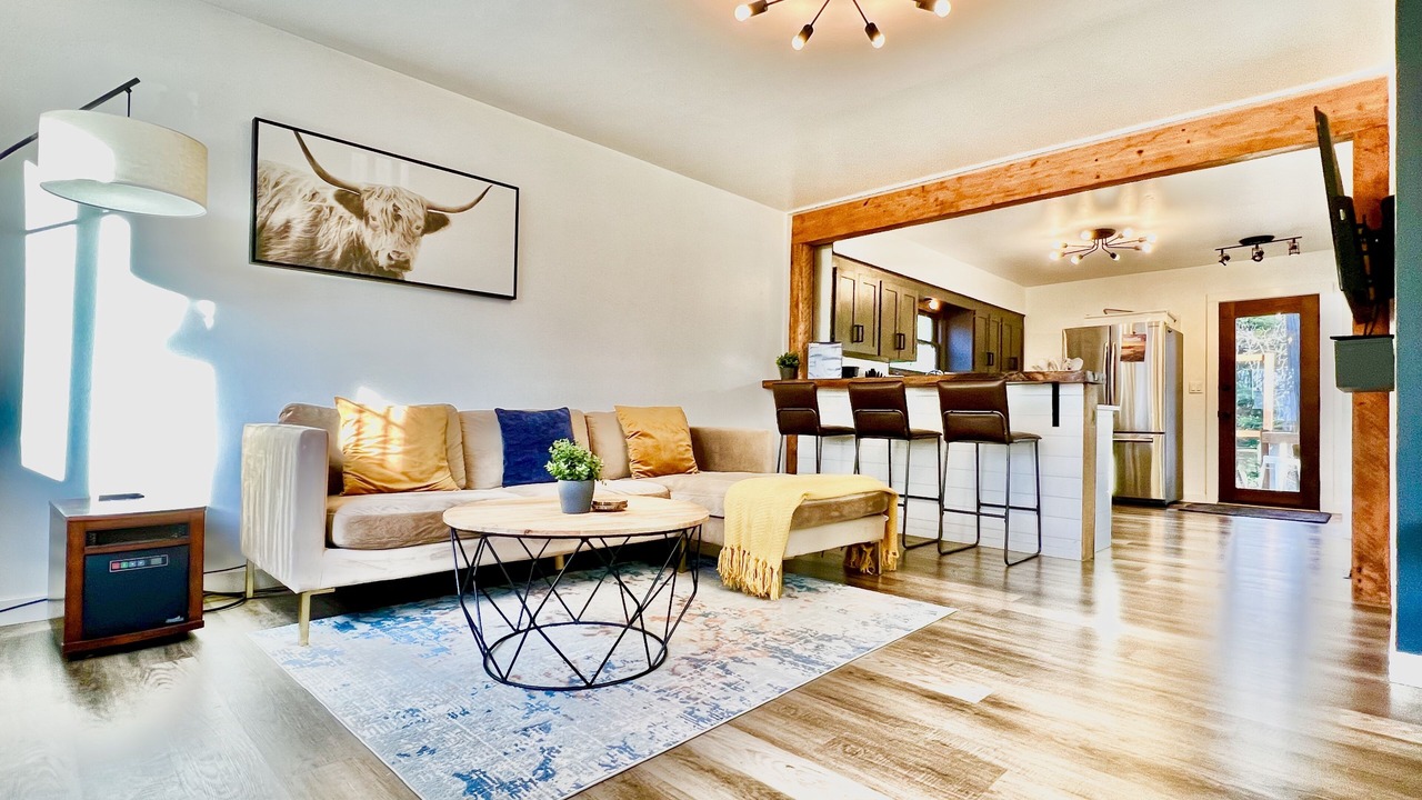 Photo of Livingroom in Riverview