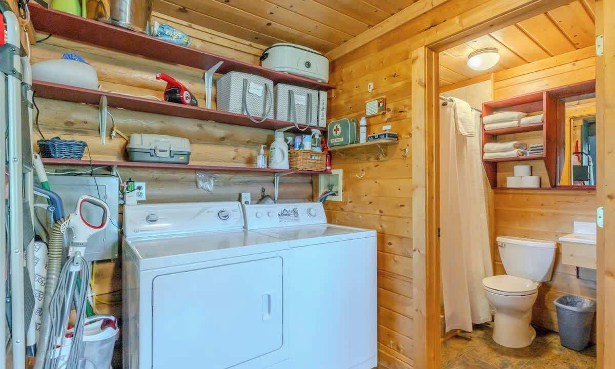 Photo of Bathroom in Lazy Acres