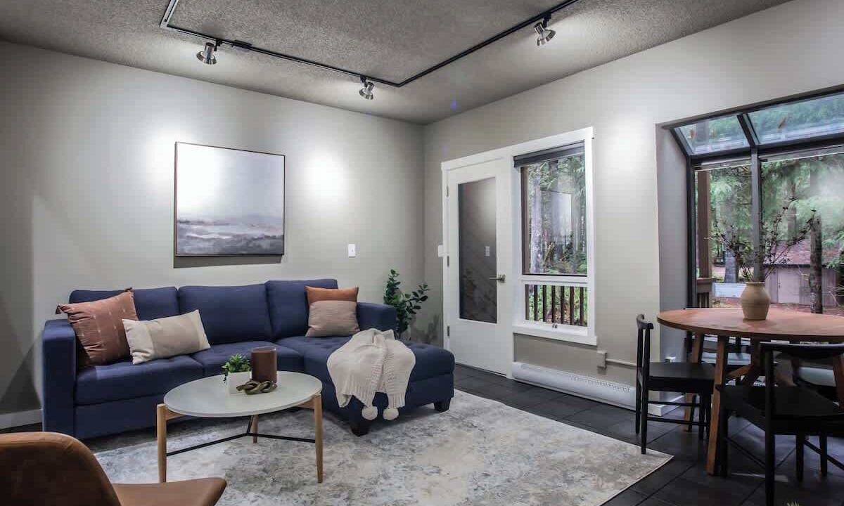 Photo of Bedroom in Glacier