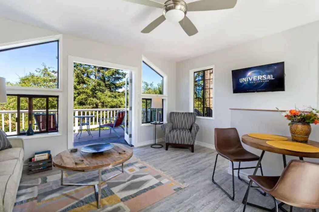 Photo of Livingroom in Friday Harbor