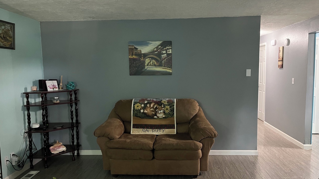Photo of Livingroom in Medford
