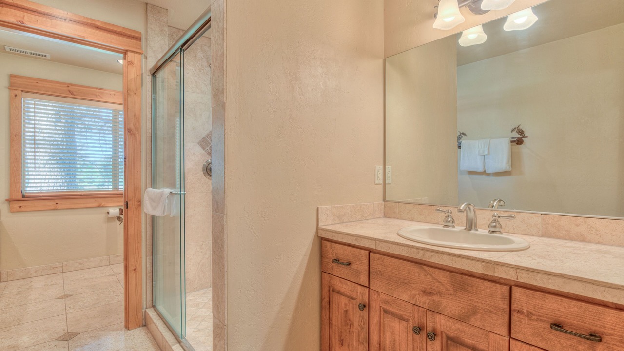 Photo of Bathroom in Sunriver