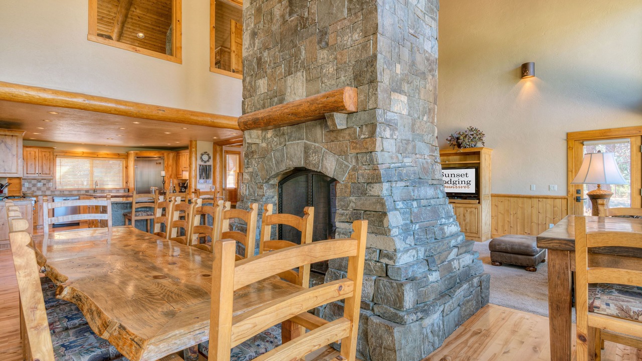 Photo of Bedroom in Sunriver