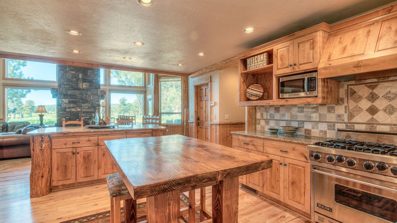 Photo of Bedroom in Sunriver