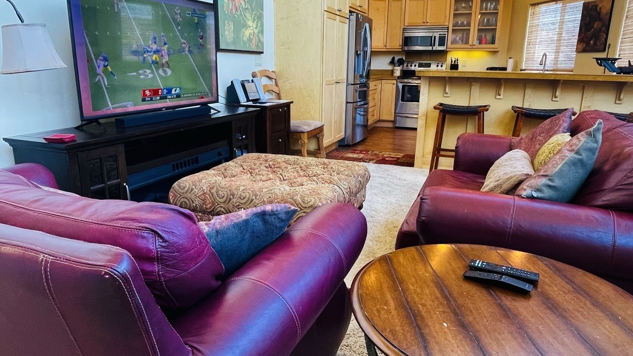 Photo of Livingroom in Chelan