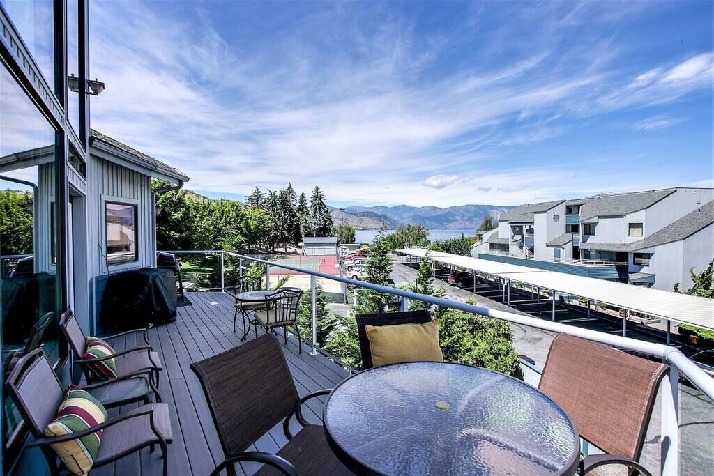 Photo of Patio Balcony in Chelan