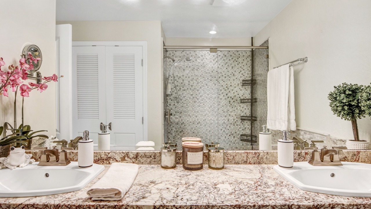 Photo of Bathroom in Murphy