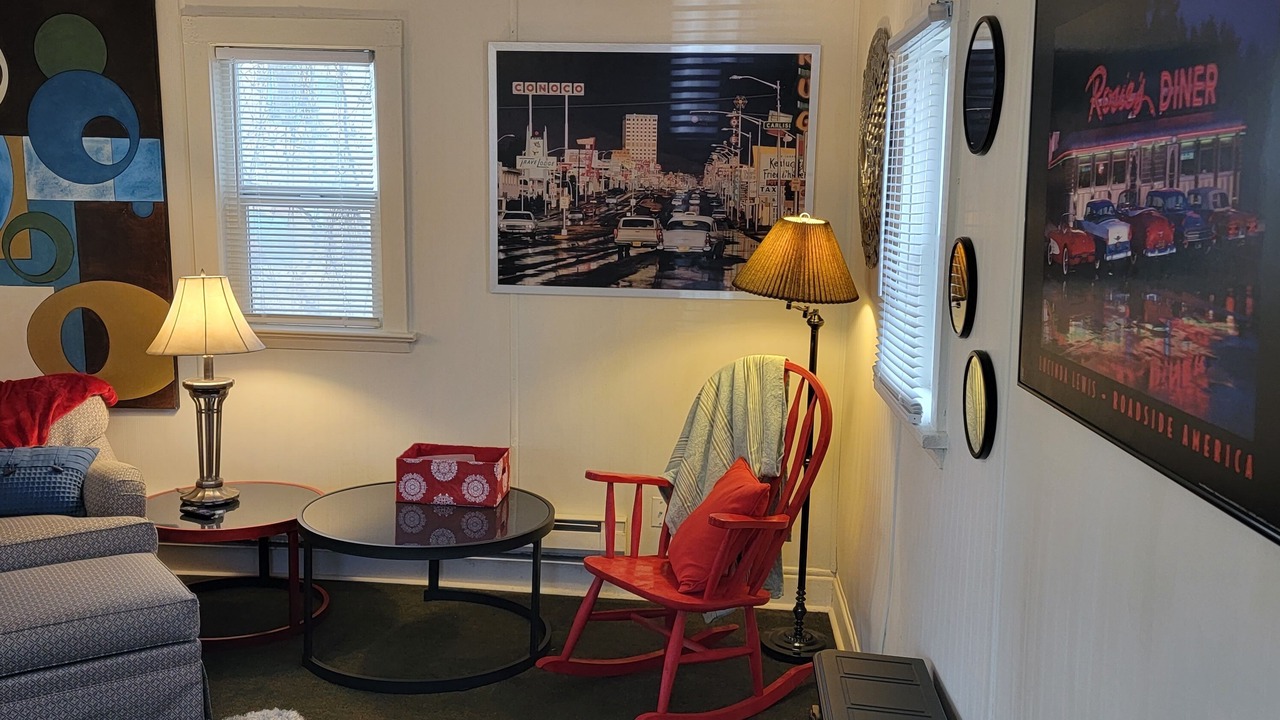 Photo of Livingroom in Garden District