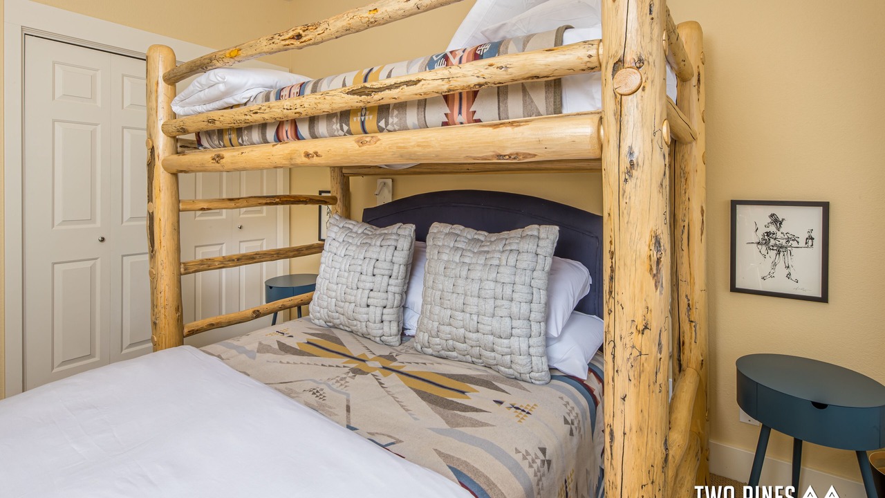 Photo of Bedroom in Saddle Ridge