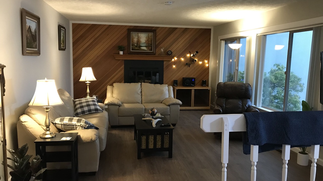 Photo of Livingroom in Newberg