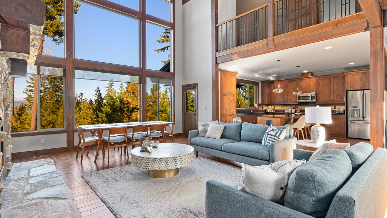 Photo of Livingroom in Cle Elum
