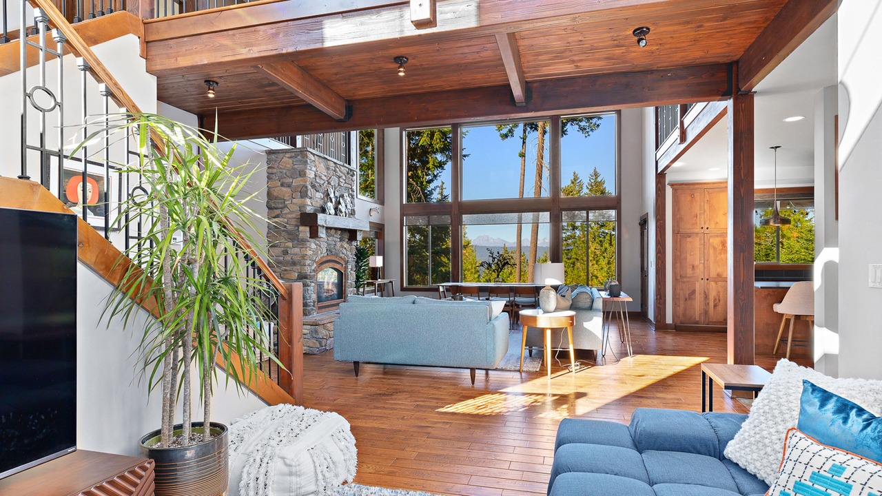 Photo of Livingroom in Cle Elum