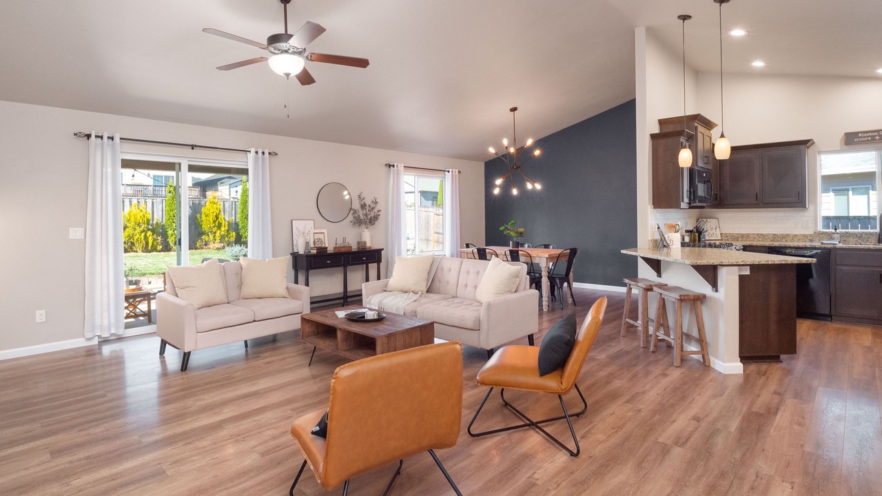 Photo of Livingroom in Winston