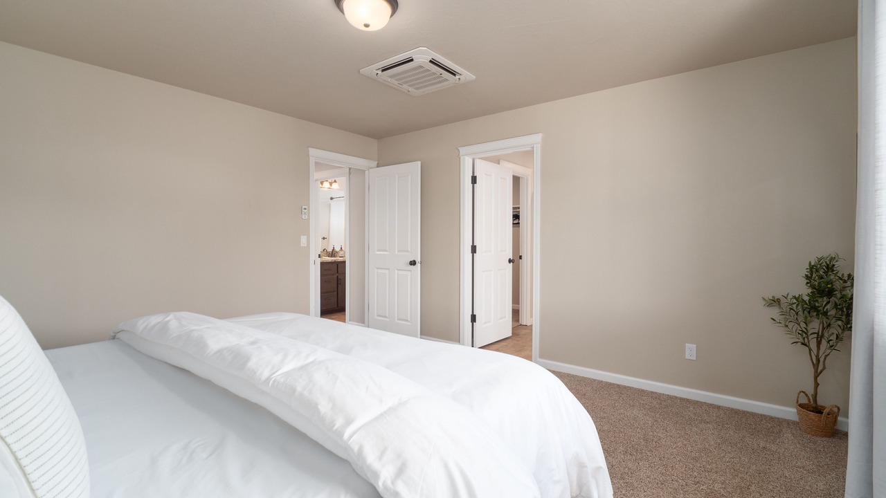 Photo of Bedroom in Winston