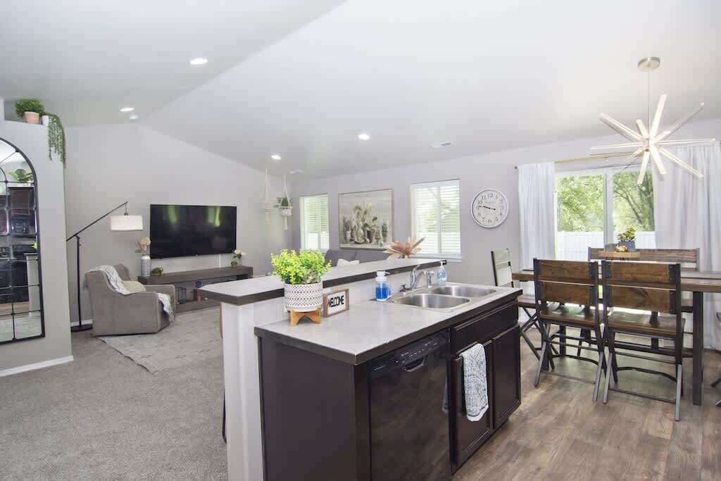 Photo of Bedroom in Nampa