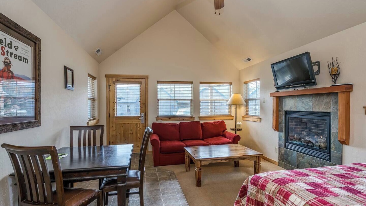 Photo of Livingroom in Dover Bay