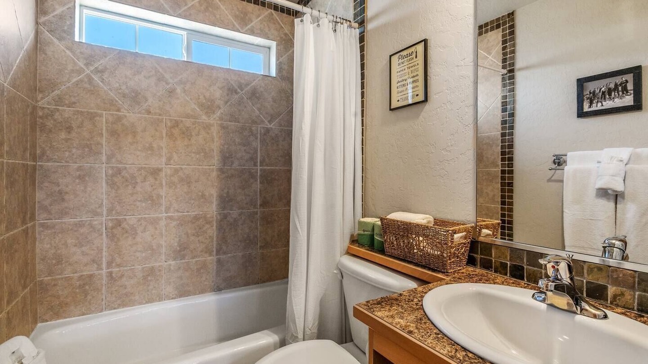 Photo of Bathroom in Dover Bay