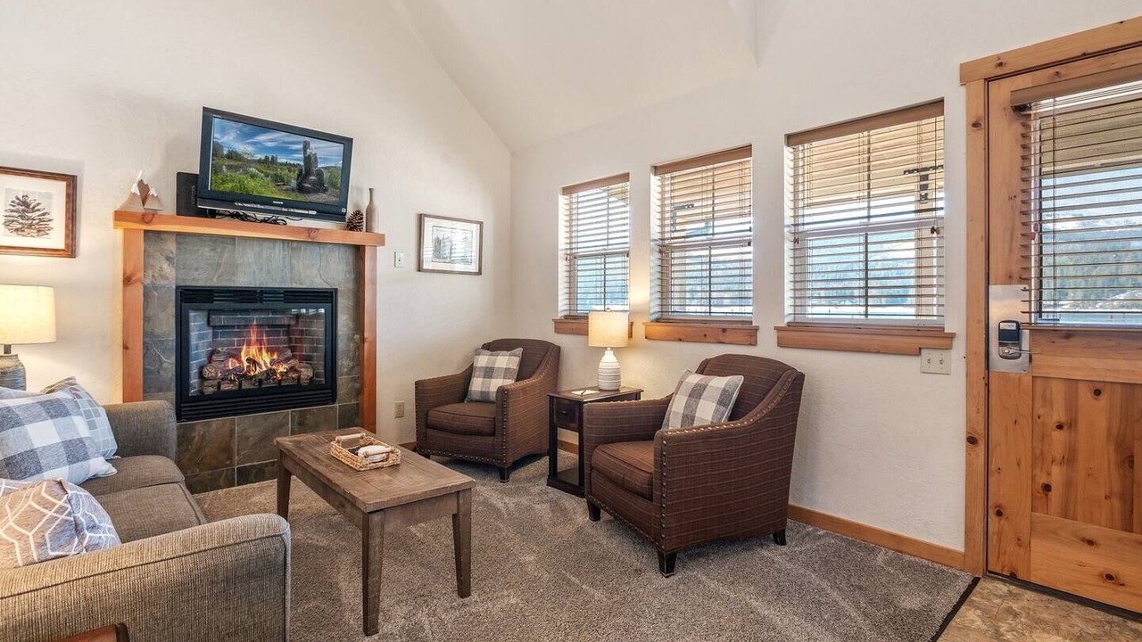 Photo of Livingroom in Dover Bay