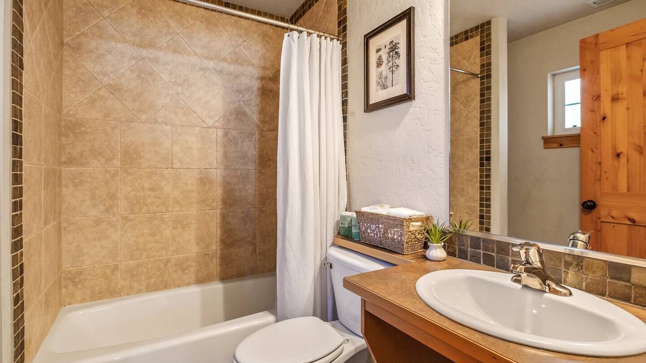 Photo of Bathroom in Dover Bay