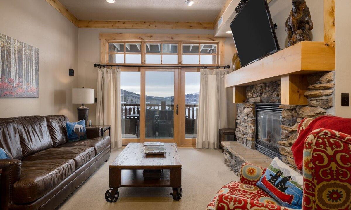 Photo of Livingroom in Victor