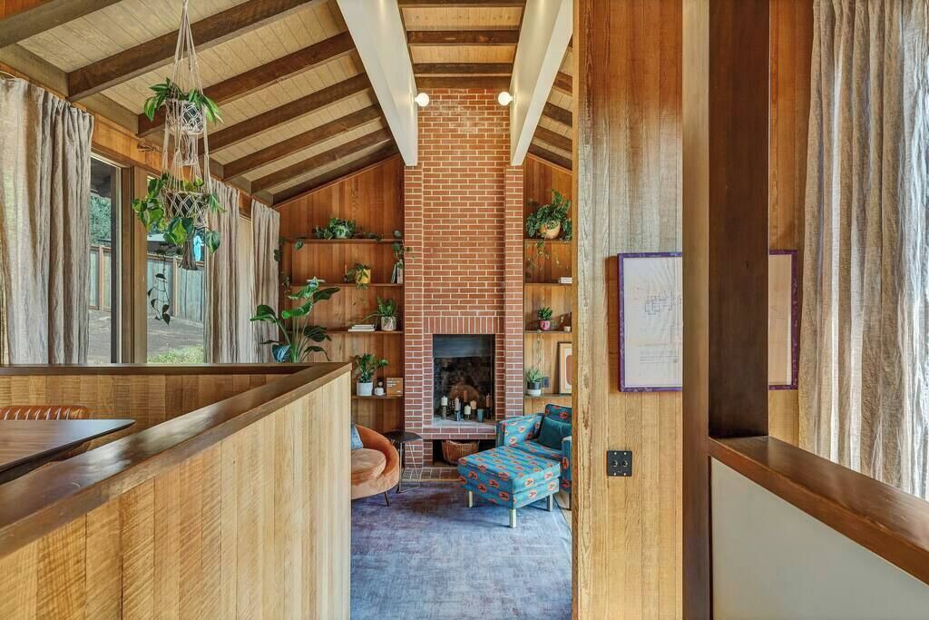 Photo of Livingroom in Salem