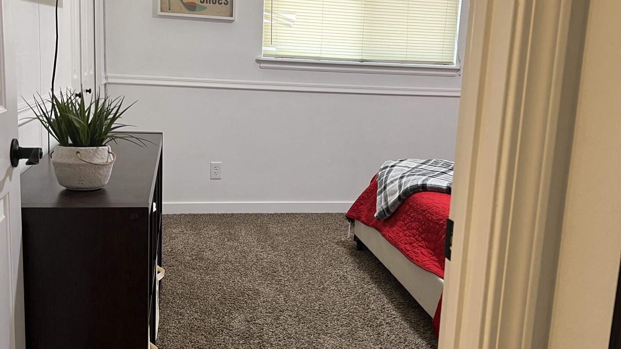 Photo of Bedroom in Eagle
