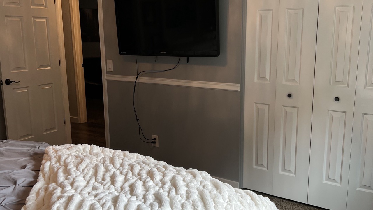 Photo of Bedroom in Eagle