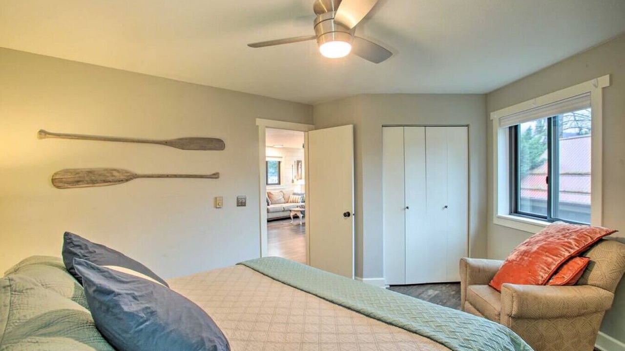 Photo of Bedroom in Hayden Lake
