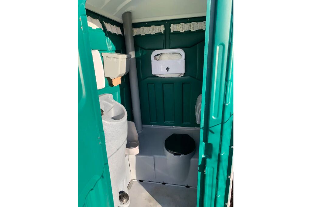 Photo of Bathroom in Rollingbay