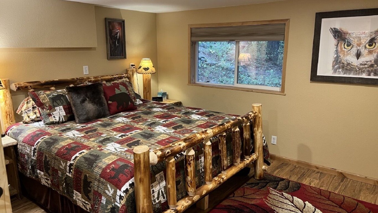 Photo of Bedroom in Sandpoint