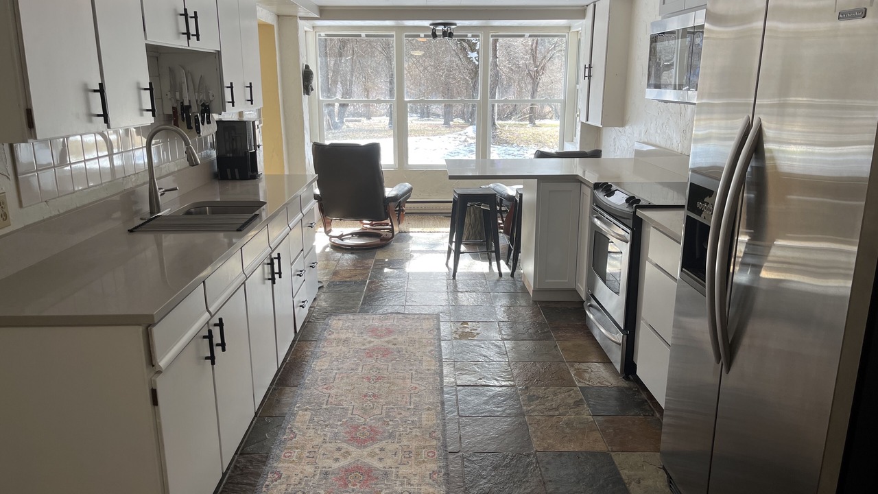 Photo of Kitchen in Elk