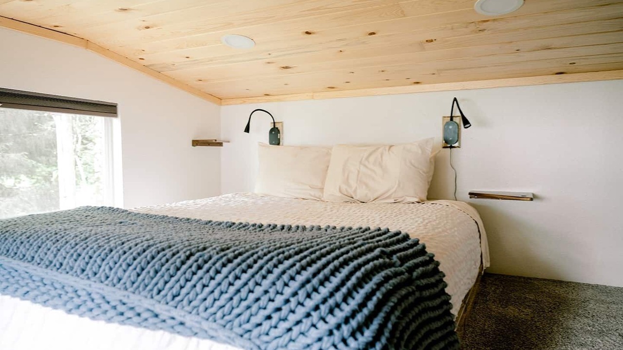 Photo of Bedroom in Sekiu