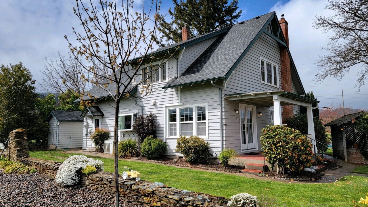 Photo of Outdoor in Medford