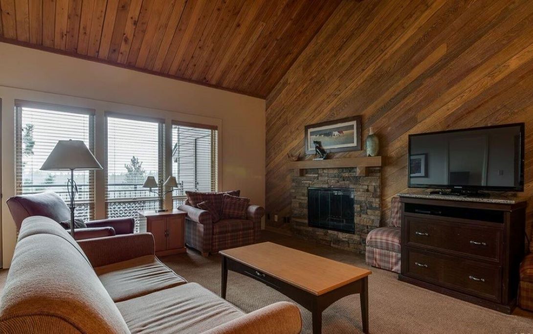 Photo of Livingroom in Bend