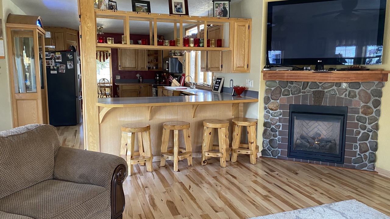 Photo of Livingroom in Klamath Falls