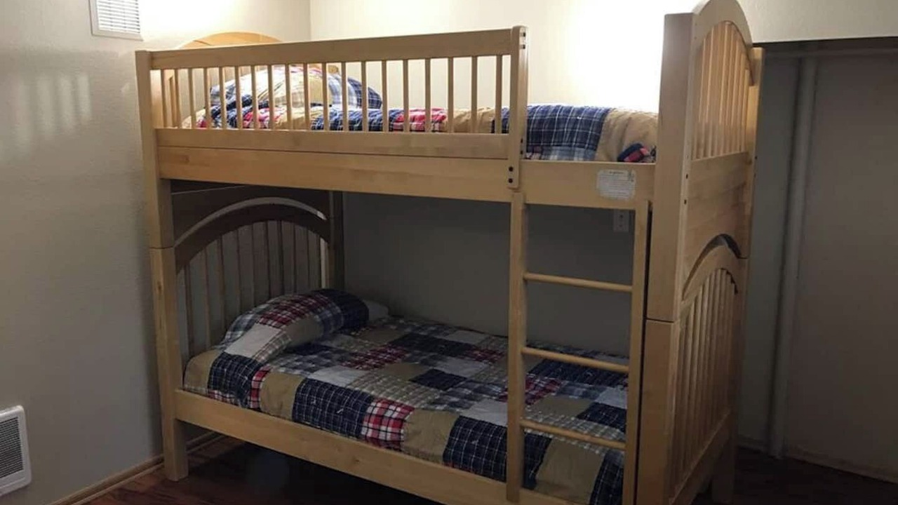 Photo of Bedroom in Eatonville