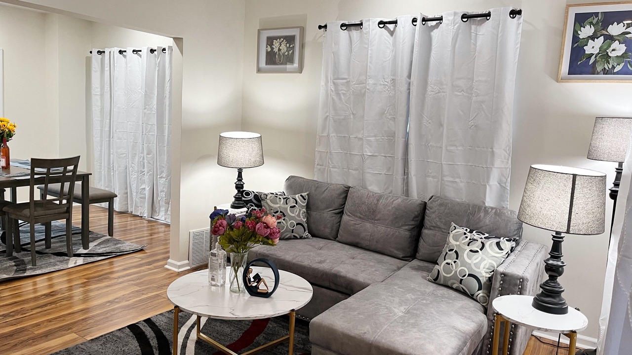 Photo of Livingroom in Clinton Township