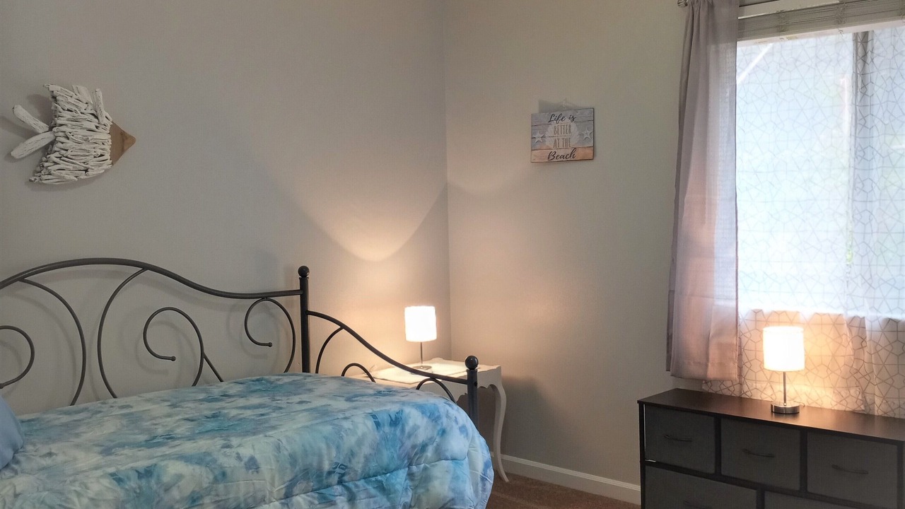 Photo of Bedroom in West Hills