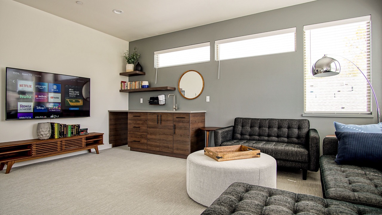 Photo of Livingroom in Eliot