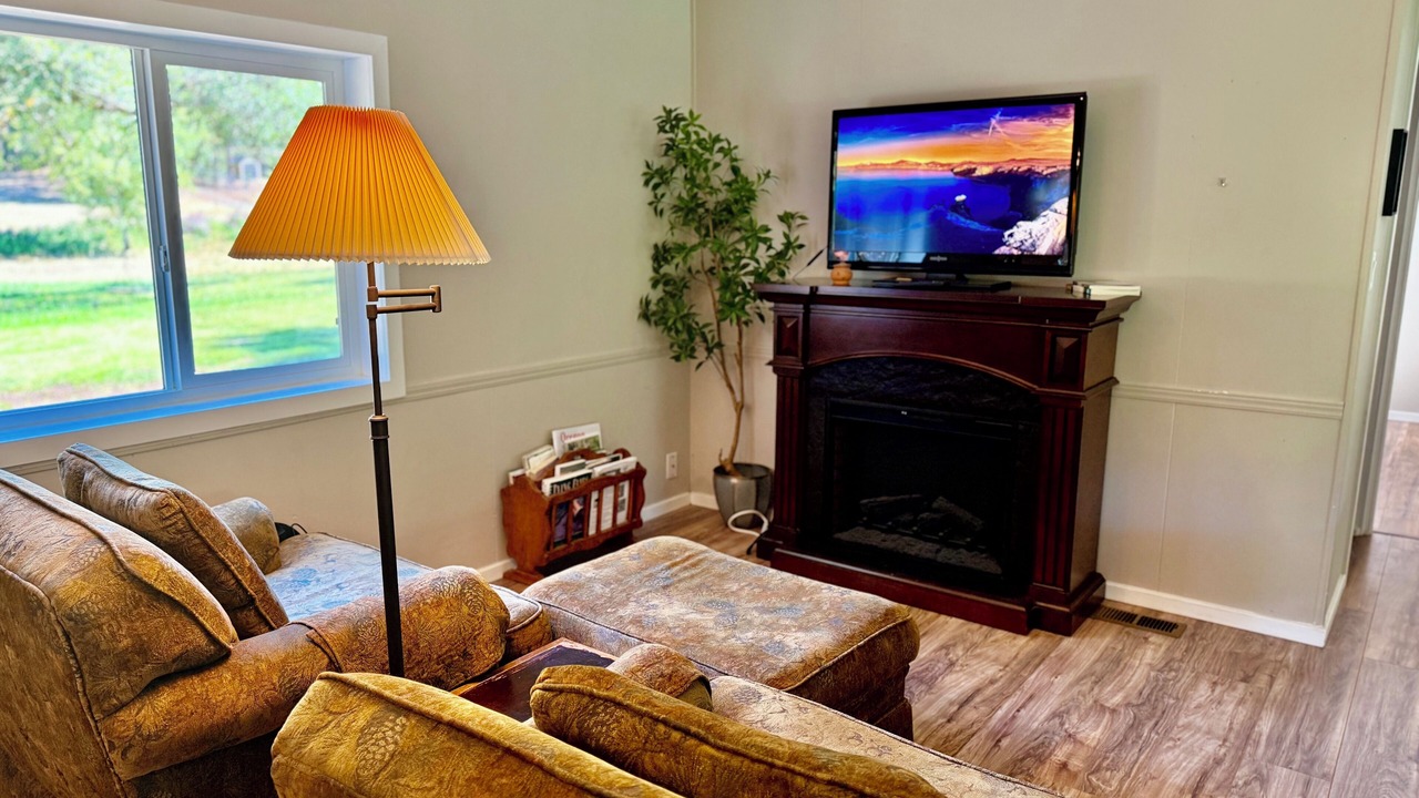 Photo of Livingroom in Trail