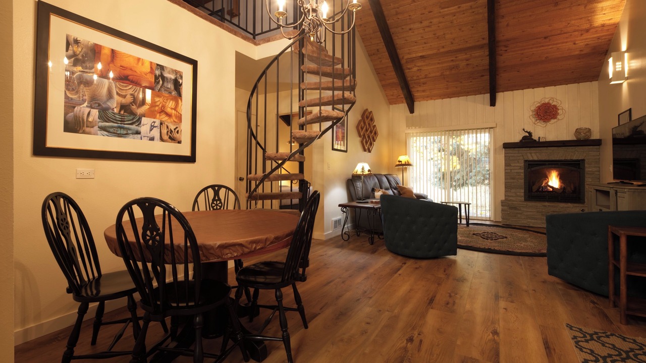 Photo of Bedroom in Sandpoint
