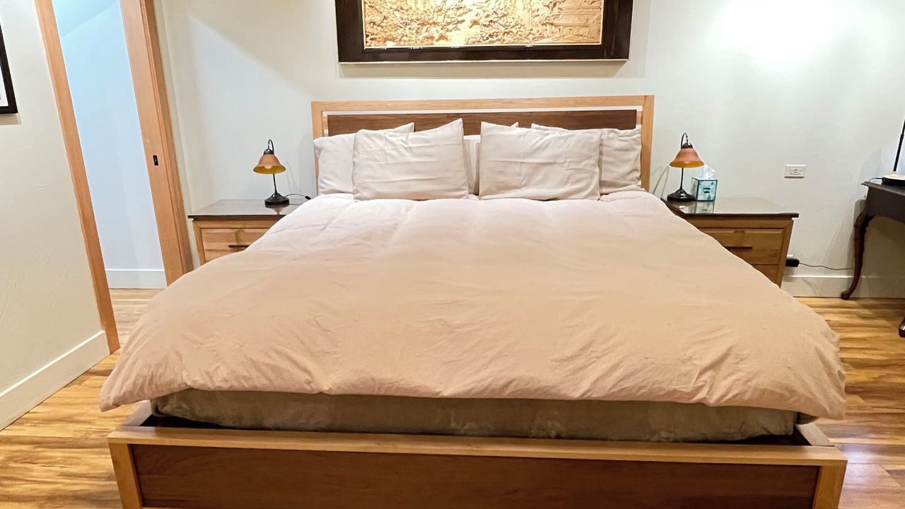 Photo of Bedroom in Siskiyou-Hargadine Historic District